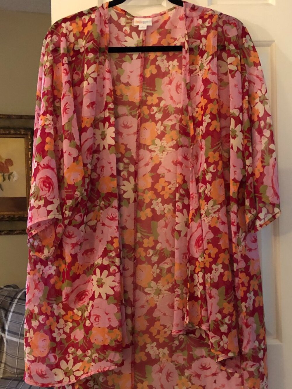 326 SHIRLEY L LULAROE FLORAL NEW